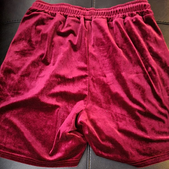 Men Velour short Set size small - Picture 3 of 6